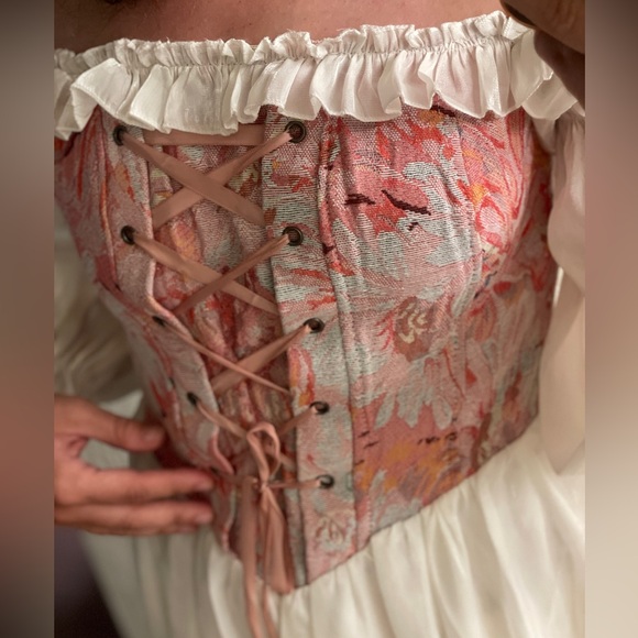 White and Pink Lace-Up costume Dress renaissance theatre - Picture 2 of 10